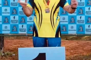 Foto relacionada - Mais de 50 atletas participaram do Festival de Atletismo 55+ realizado na Pista da FKB pela Prefeitura de Itapetininga