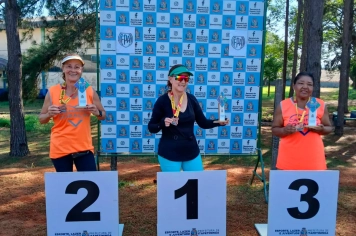 Foto relacionada - Corredores de Itapetininga sobem ao pódio no Festival de Atletismo 55+ realizado na Pista da FKB pela Prefeitura de Itapetininga