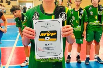 Foto relacionada - Equipes de Handebol de Itapetininga disputam Liga Regional em São Manuel e um dos atletas é destaque como o Mais Valioso da Partida