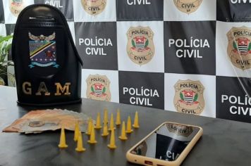 GCM apreende drogas e detém suspeito na Vila Palmeira