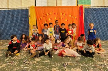 Escolas municipais realizam festa do Carnaval para interação dos alunos e brincadeiras