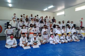 Celebrações marcam o encerramento das aulas das Escolinhas de Esporte