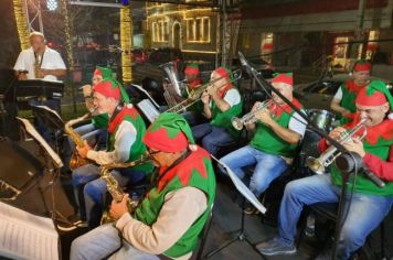 Apresentações de Natal no Largo dos Amores 