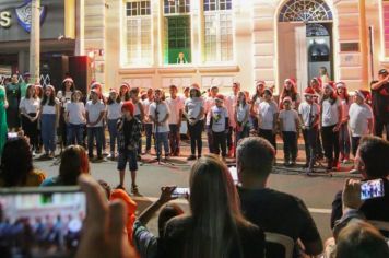 Largo dos Amores também é cenário neste Natal 
