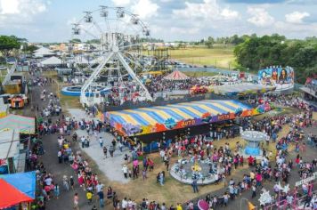 Alunos das escolas municipais têm acesso gratuito no Parque de Diversões da 50ª ExpoAgro