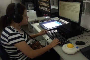 Biblioteca Municipal de Itapetininga é referência em inclusão para pessoas com deficiência visual