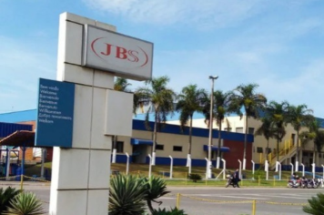 JBS abre 25 vagas para Operador de Produção sem experiência com entrevista no PAT nesta quarta-feira (12)