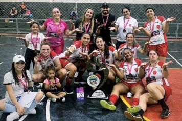 Futsal Feminino Casi Itapetininga é campeão da Copa da Amizade, em Capela do Alto