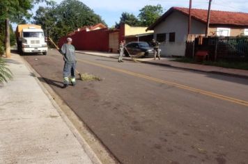 Itapetininga segue com ações de limpeza e manutenção nos bairros Estância Conceição e Vila Mazzei nesta segunda-feira