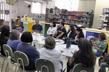 Clube do Livro de Itapetininga comemora cinco anos com encontro festivo