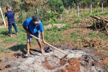 Secretaria do Meio Ambiente faz plantio de mudas frutíferas no Serviço de Obras Sociais de Itapetininga