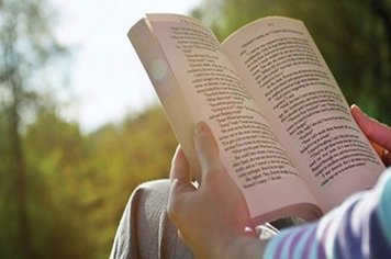 Biblioteca Municipal retoma projetos literários