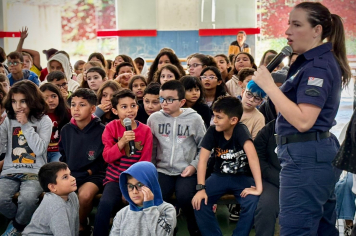 Secretaria de Trânsito realiza palestra educativa do “Maio Amarelo” na EMEF Prof.ª Benedita Vieira Madalena de Almeida