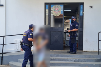  Jovem é preso pela GCM de Itapetininga com crack, cocaína e maconha na Vila Mazzei