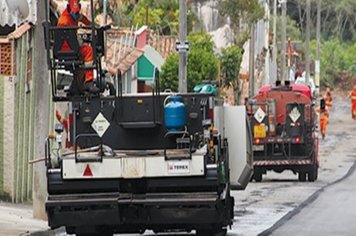 Vila Arruda e Vila Célia recebem novo asfalto