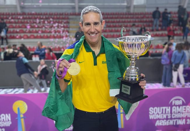 Basquete feminino: São José encara o atual campeão nacional