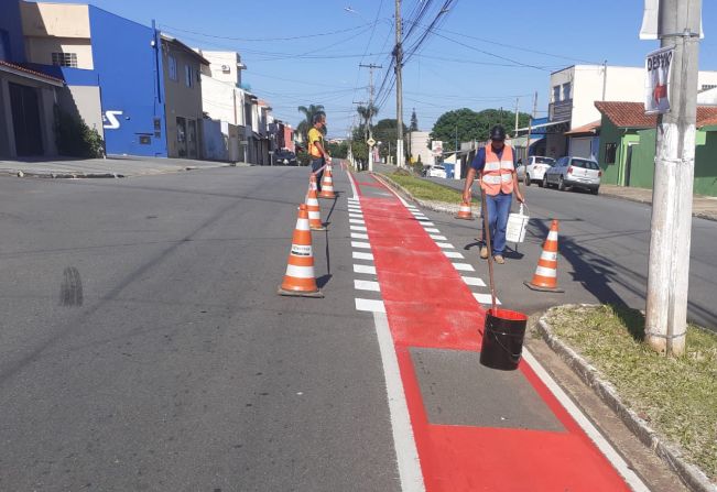 Prefeitura de Itapetininga renova pintura de ciclovia do Jardim Fogaça e Avenida José de Almeida Carvalho
