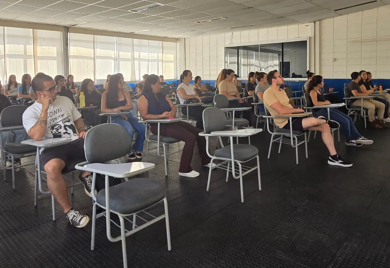 DEISA realiza a 1ª Formação com Profissionais de Apoio Escolar