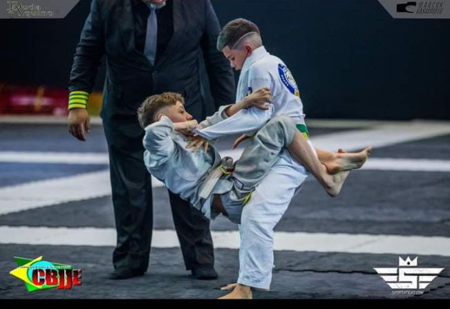 Atletas de Itapetininga se destacam no Campeonato Mundial de Jiu-Jitsu