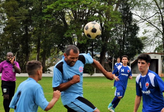 Clube dos Veteranos e Vila Santana vencem os clássicos da rodada do Municipal de Futebol