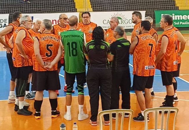 Itapetininga conquista medalha de bronze na Liga de Voleibol de Sorocaba