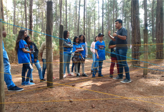 Crianças de Itapetininga aprendem sobre biodiversidade em trilha da floresta