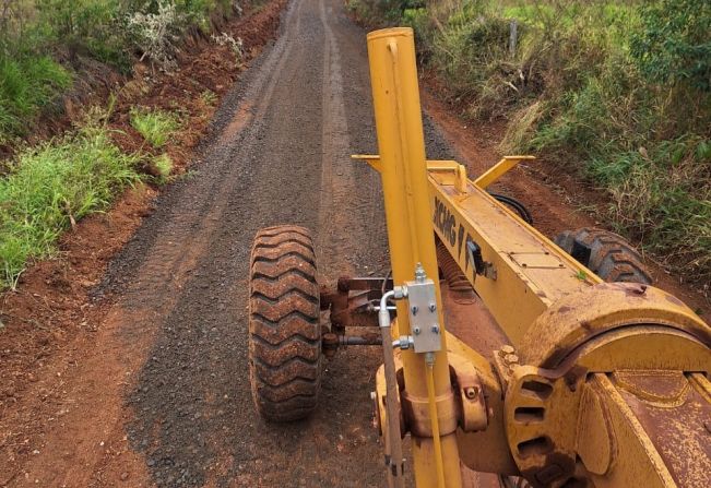 Secretaria de Serviços Públicos realiza a recuperação das vias de bairros rurais e das avenidas de Itapetininga