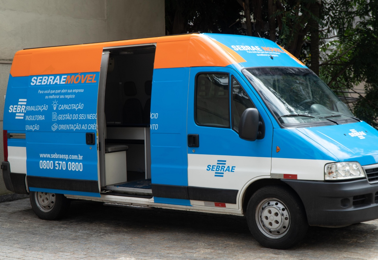 Sebrae Móvel fortalece o empreendedorismo feminino com atendimento gratuito em Itapetininga