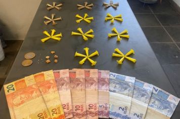 GCM auxilia PM durante patrulhamento e localiza drogas na Vila Paulo Ayres