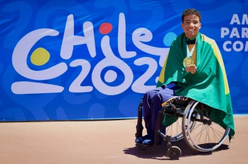 Paratletas Eduardo Bento e Isadora Lohany conquistam ouro, prata e bronze no Chile e chegam ao Brasil nesta quinta, dia 6