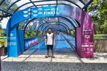 Nadador itapetiningano está entre os quatro melhores do ranking brasileiro e disputa pódio no Rio de Janeiro