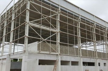 Obras do CIE são retomadas
