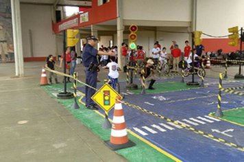 Educação no trânsito é tema de atividades infantis
