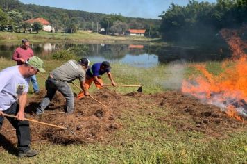 Treinamento de combate ao fogo em época de estiagem reúne Corpo de Bombeiros e Guarda Civil Municipal de Itapetininga
