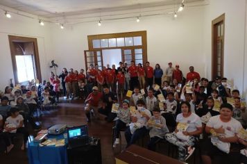 GCM de Itapetininga realiza palestra sobre trânsito e alertas para Chuvas de Verão no curso Bombeiro Mirim