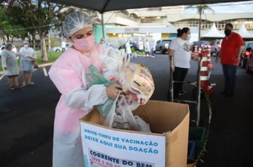 Drive Solidário “Corrente do Bem” arrecada meia tonelada de alimentos