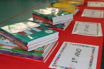 Material Sesi de ensino é entregue oficialmente para alunos do fundamental