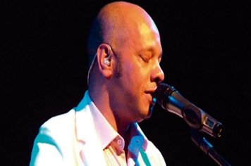 SHOW DE VANDER LEE É ATRAÇÃO DO FIM DE SEMANA NO SESI