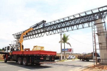 Com custo zero, Itapetininga ganha portal da entrada