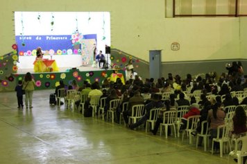 “Sarau da Primavera – Encontro das famílias” da EMEF “Profª Benedita Vieira de Almeida Madalena” 