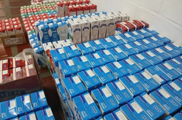Emissora de rádio local faz entrega mais de 650 litros de leite ao Fundo Social de Solidariedade de Itapetininga