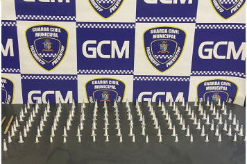 Guarda Municipal de Itapetininga prende homem com 145 pinos de cocaína no bolso