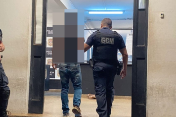 Guarda Municipal apreende drogas e celular no Central Parque 4L