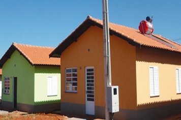 Prefeitura anuncia casas populares