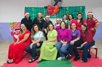 EMEI SRA. Norma Suardi Aguiar promove Sarau Natalino