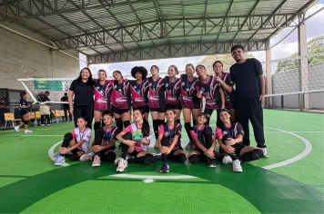 Vôlei Feminino de Itapetininga é vice-campeão no Festival COC de Voleibol