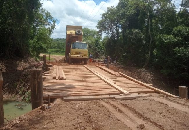 Prefeitura de Itapetininga constrói ponte no Bairro Sabiaúna 