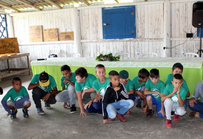Vencedores do concurso de Desenho e Redação “Patrulha do lixo” e lançamento do Programa “Pé no mato, pé na mata”