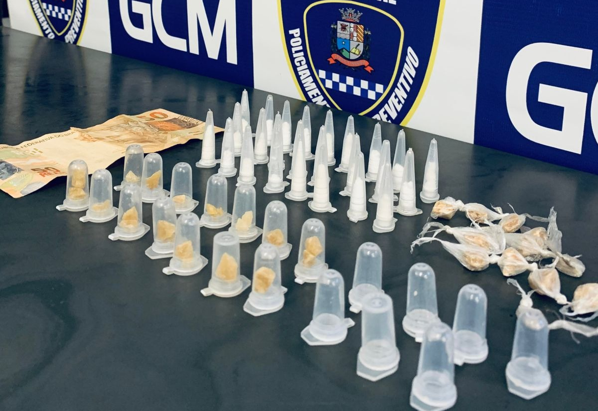 Guarda Municipal apreende suspeito por tráfico de drogas no Jardim Leonel