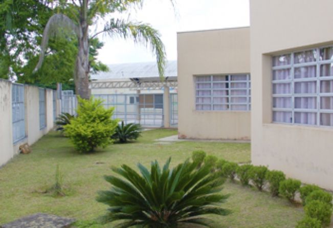 Secretarias fazem manutenção em escolas 